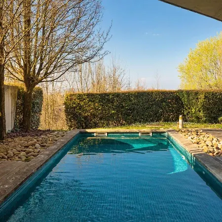 Hébergement de vacances Escapada Con Piscina Y Jardin